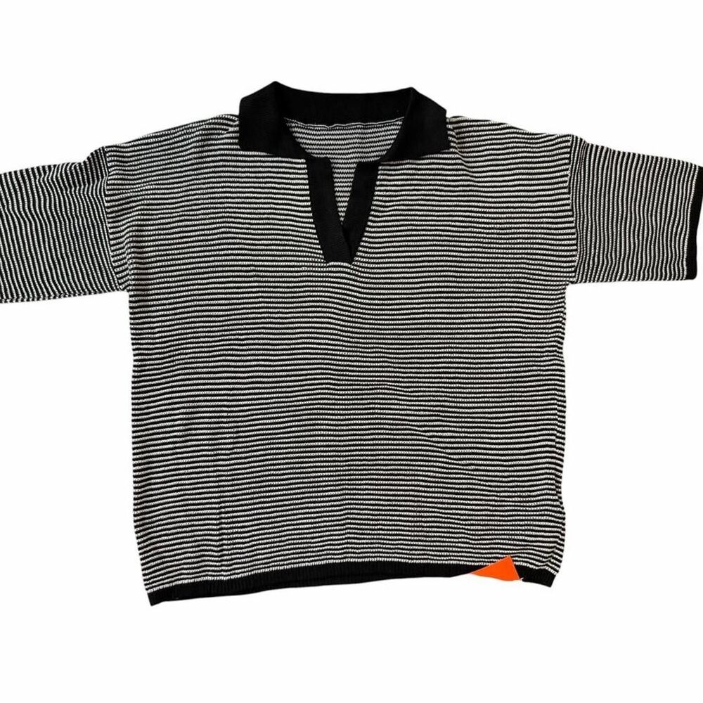 Tankaneo black and white horizontal striped short set